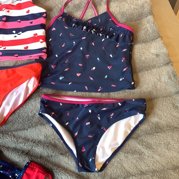 Girls swimming suit for 10/12 years old - Picture 2 of 9